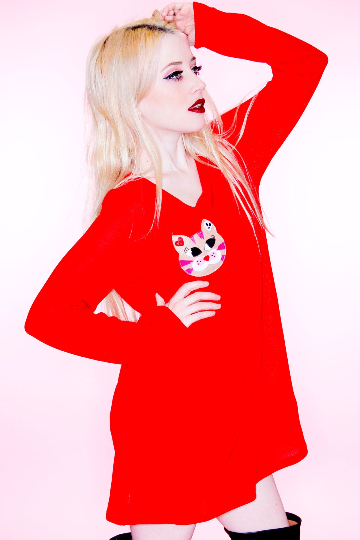 Lula Kitty Solid Pull Over - shopjessicalouise.com